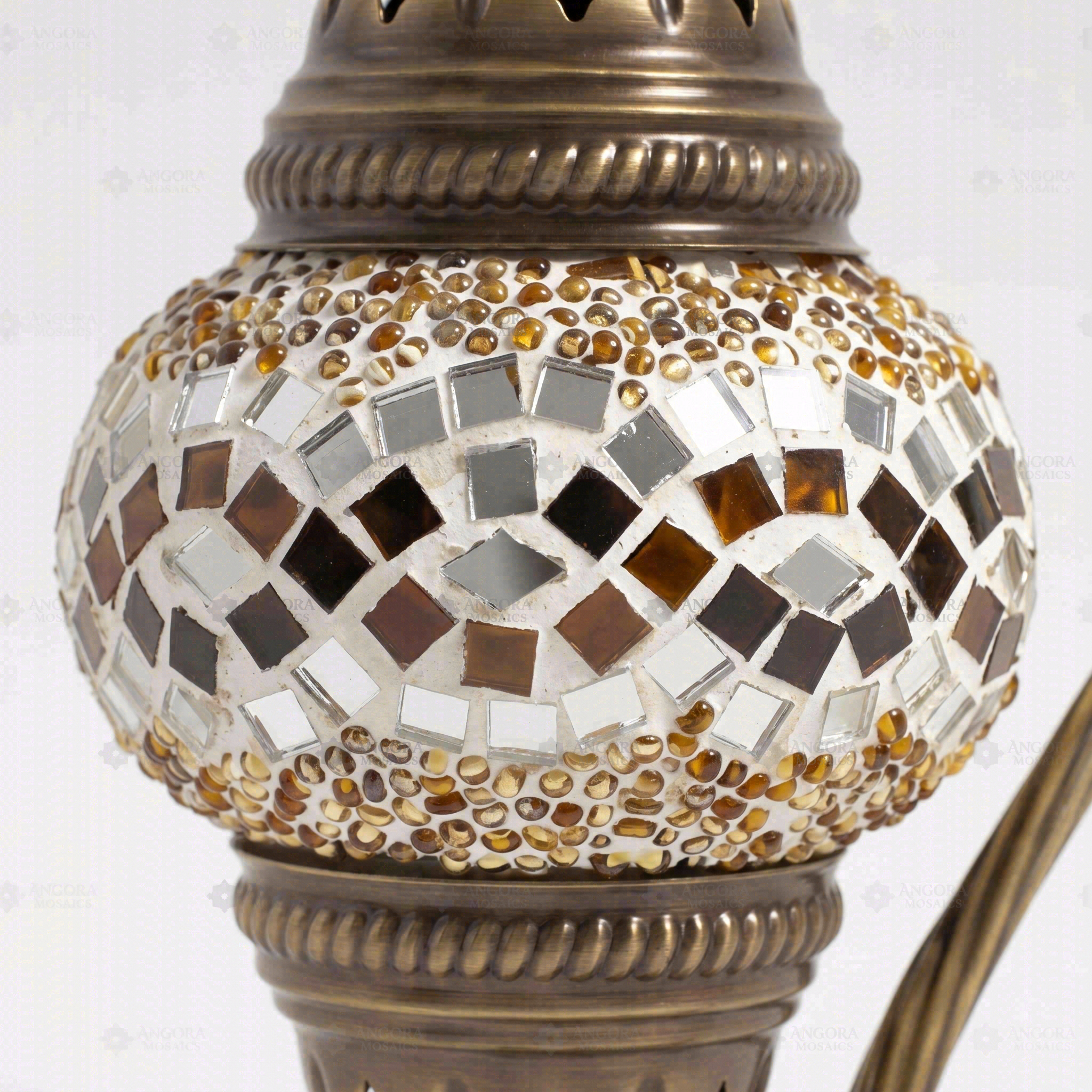 Close-up of Clear clear neutral mosaic glass globe pattern — table lamp (ENV DVN1023)