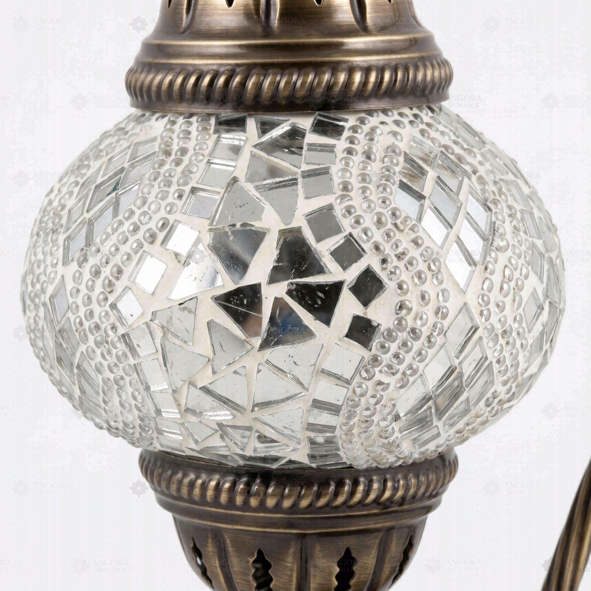 Close-up of White white glow mosaic glass globe pattern — table lamp (ENV DVN2017)