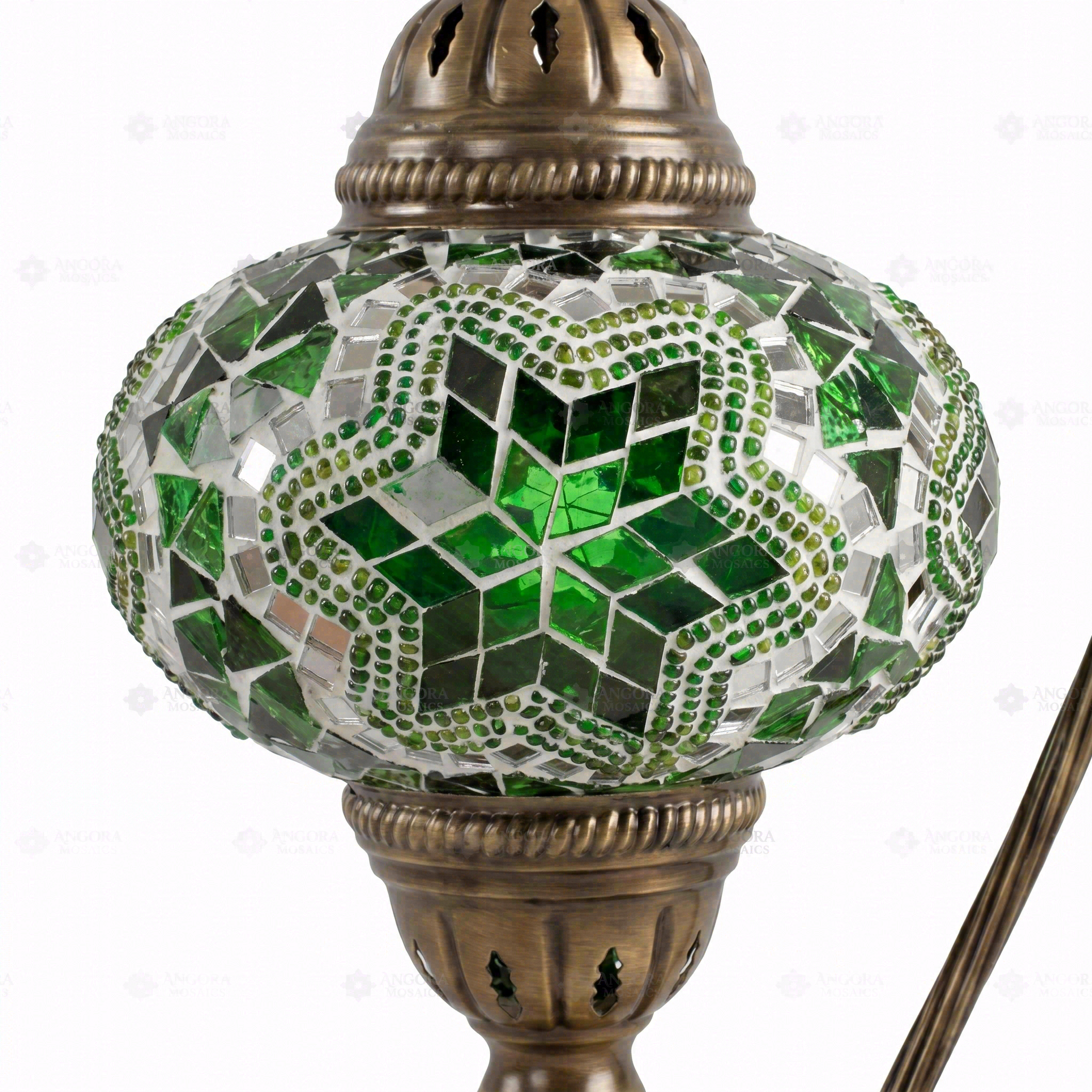Close-up of Green green jewel mosaic glass globe pattern — table lamp (ENV DVN3003)