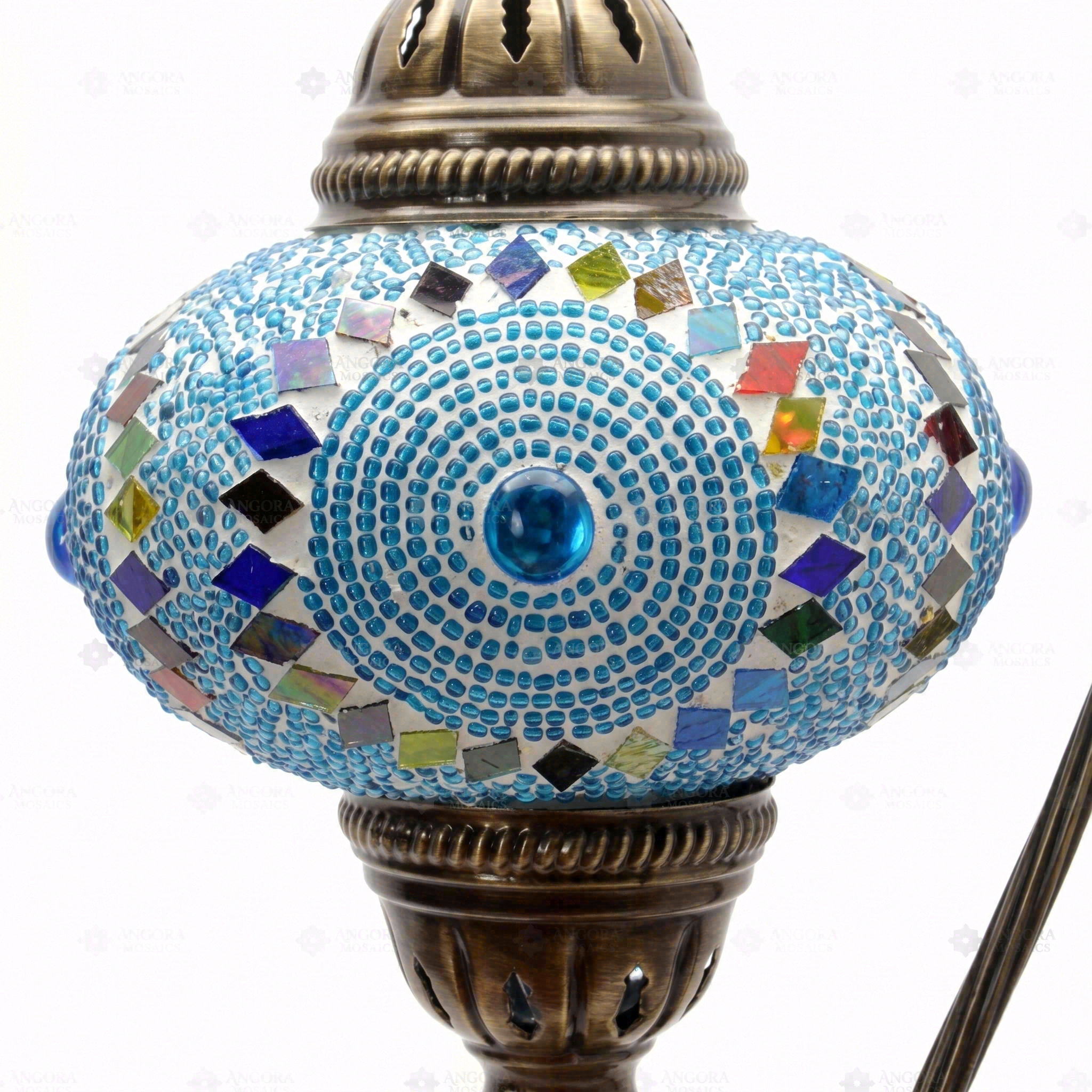 Close-up of Green green jewel mosaic glass globe pattern — table lamp (ENV DVN3006)