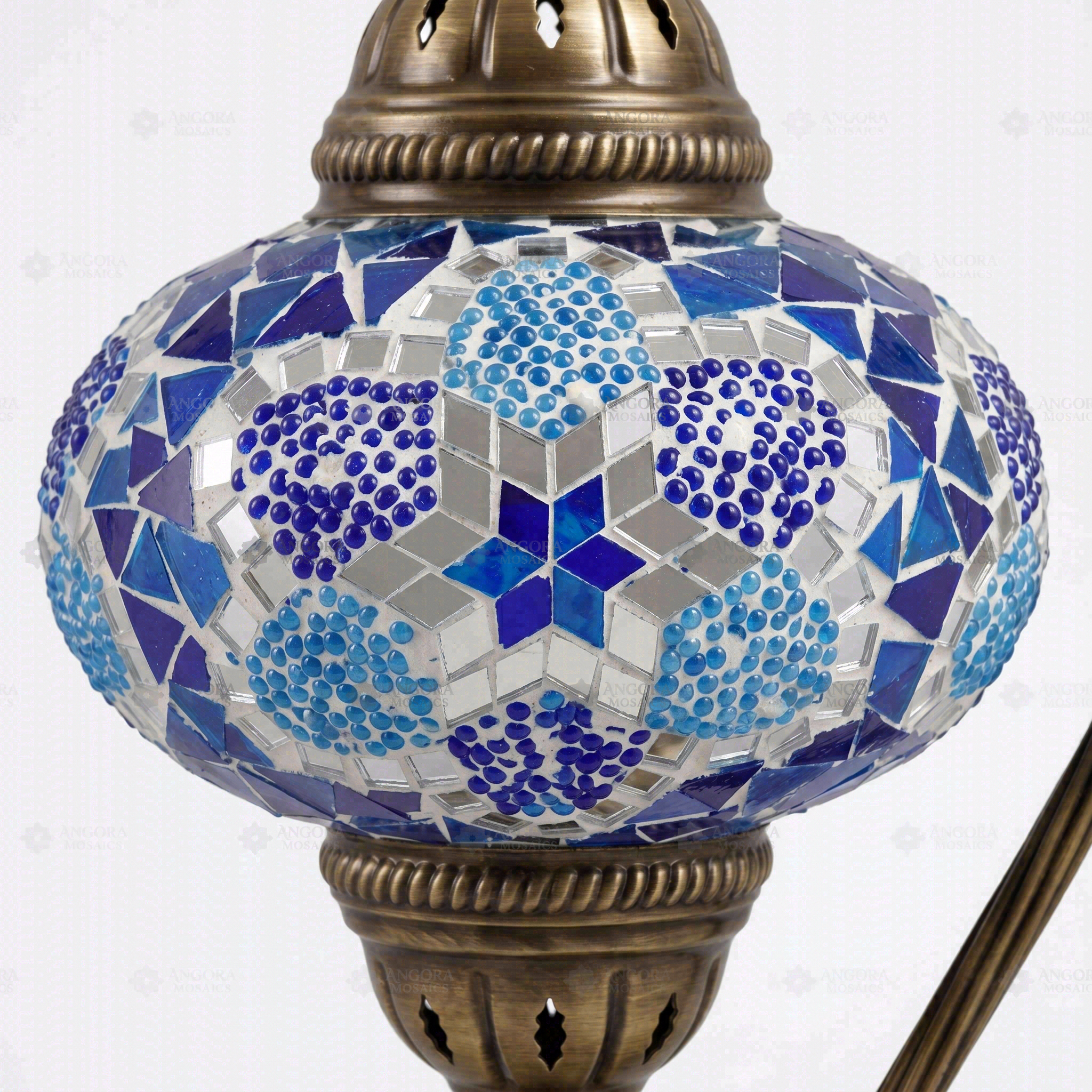 Close-up of Blue blue jewel mosaic glass globe pattern — table lamp (ENV DVN3034)