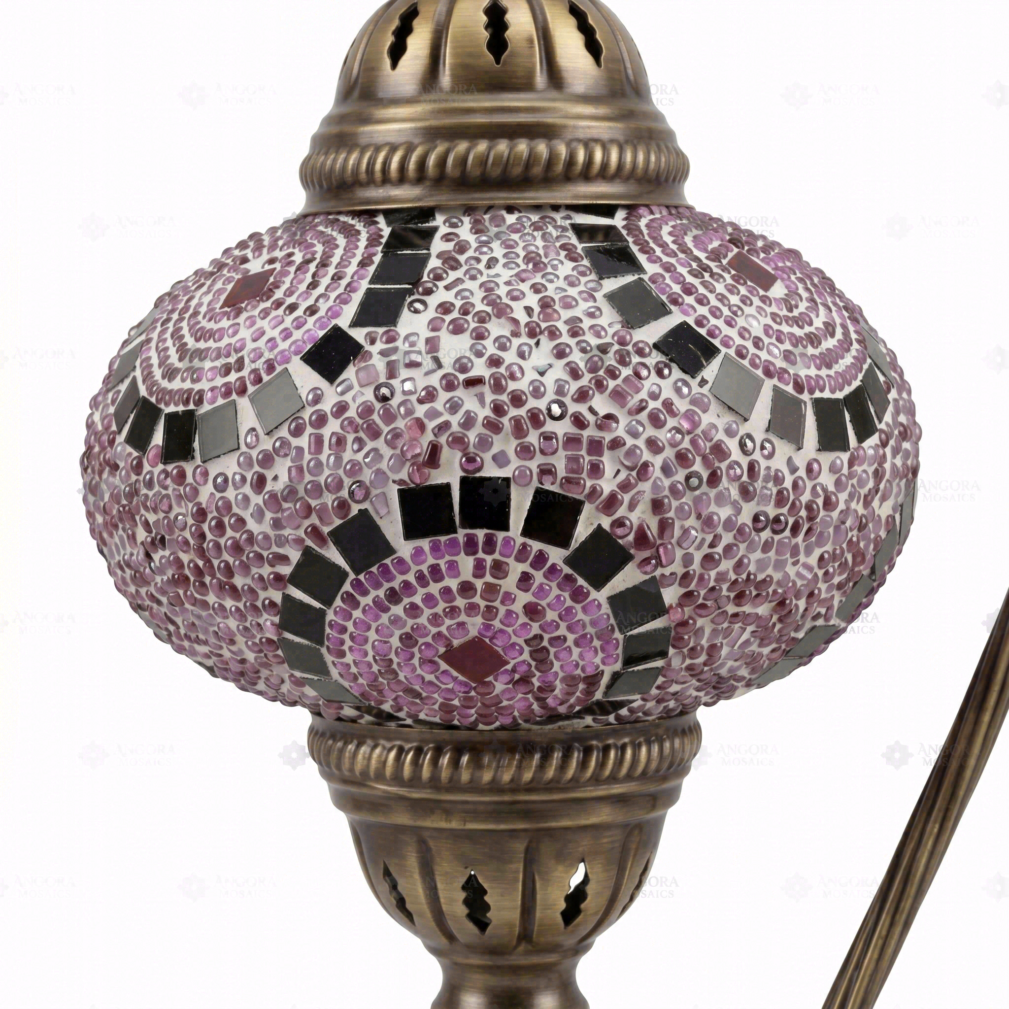Close-up of Pink pink rose mosaic glass globe pattern — table lamp (ENV DVN3041)