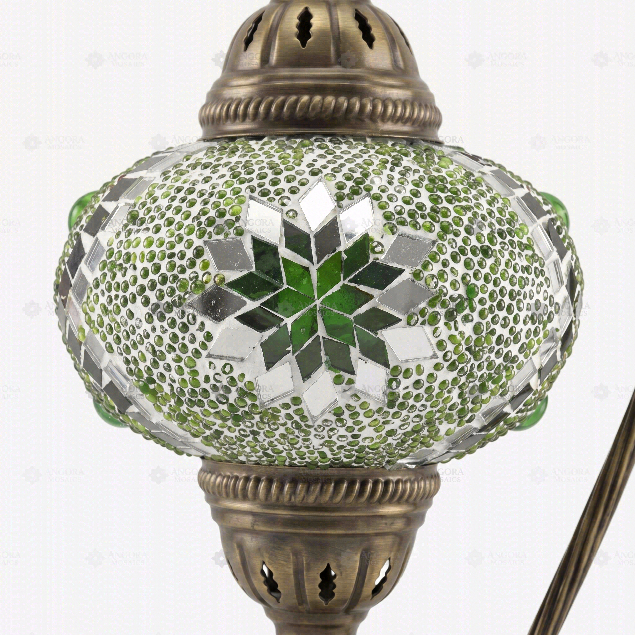 Close-up of Green green jewel mosaic glass globe pattern — table lamp (ENV DVN3096)