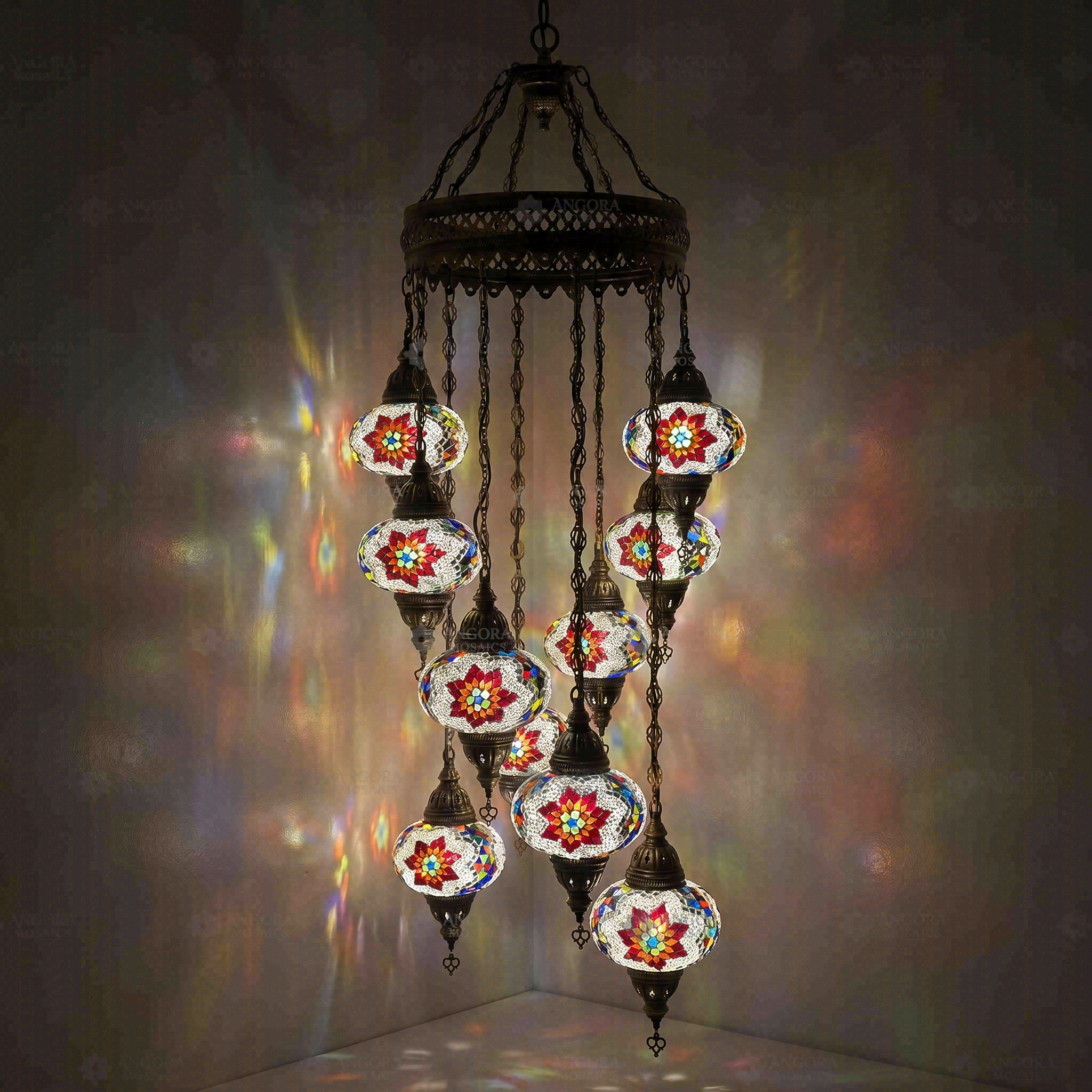 Multicolor Turkish mosaic chandelier illuminated, showing colorful light projection (ENV HLZ10N3 (3007))