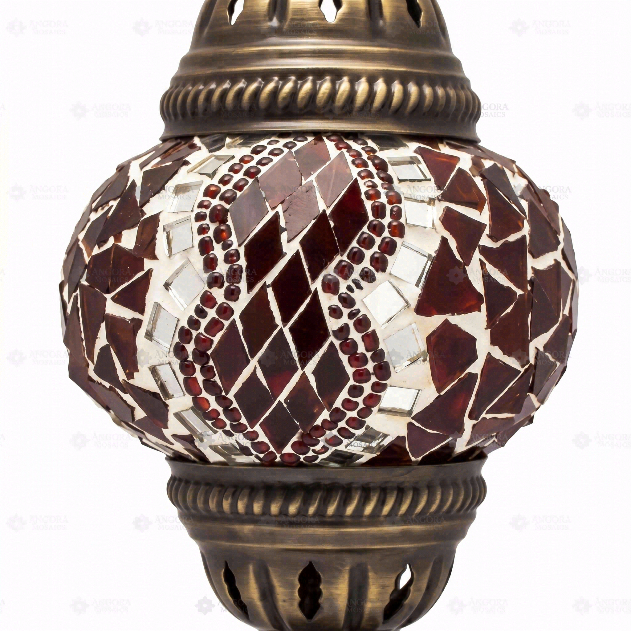 Close-up of Red ruby red mosaic glass globe pattern — table lamp (ENV MUN1003)