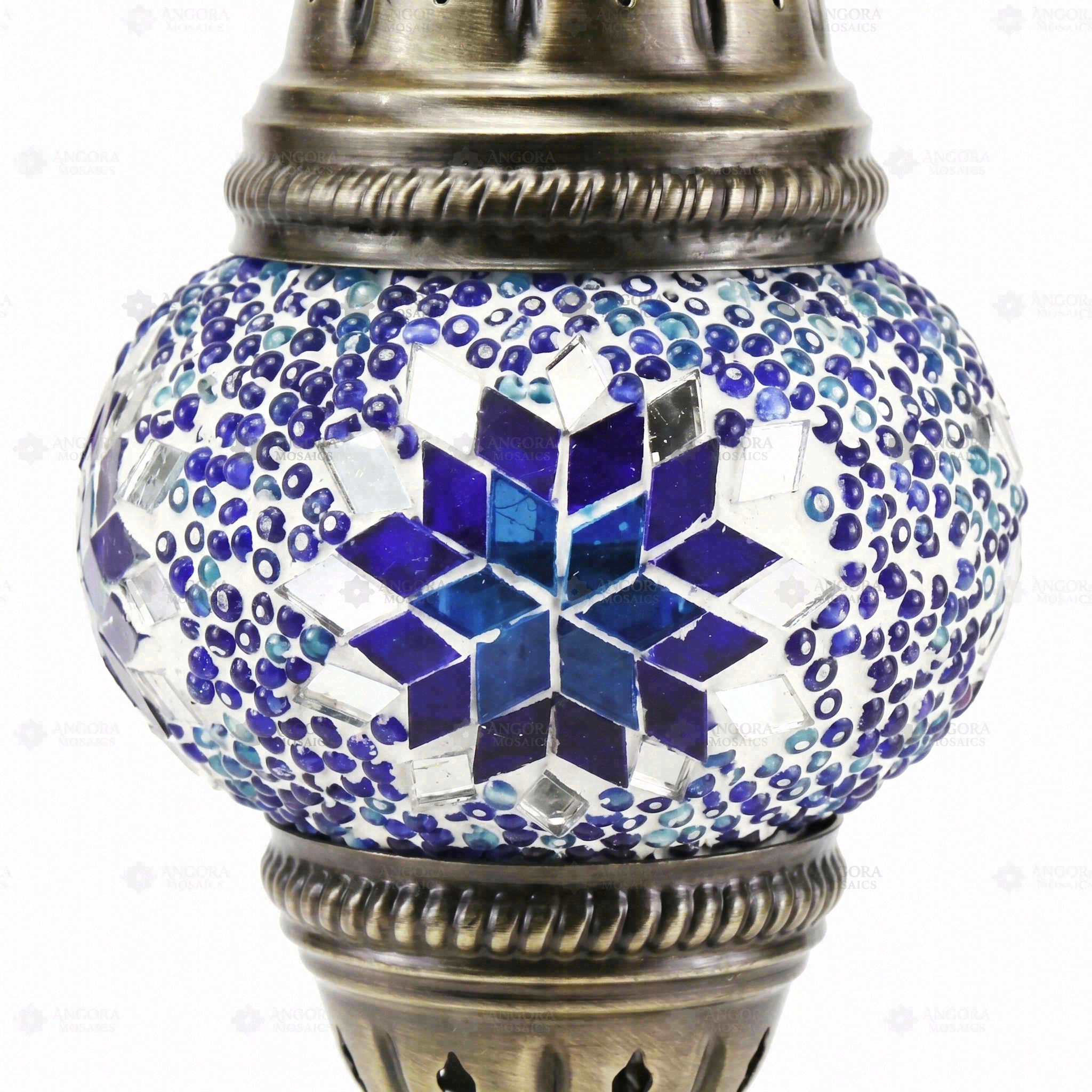 Close-up of Blue blue jewel mosaic glass globe pattern — table lamp (ENV MUN1014)