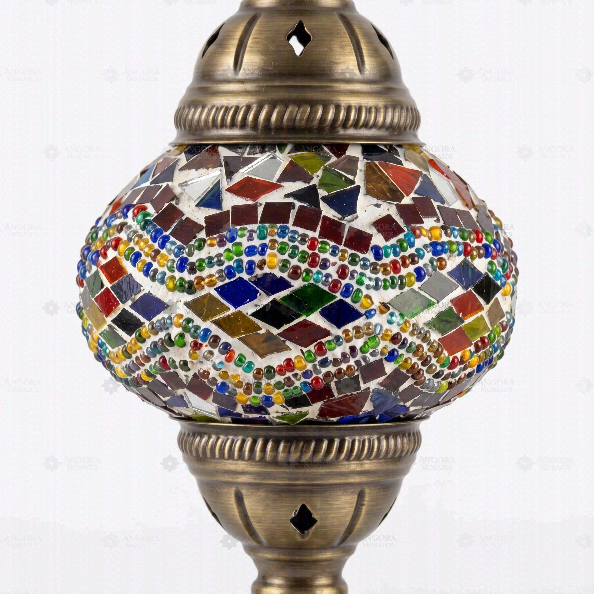 Close-up of Multicolor multicolor jewel mosaic glass globe pattern — table lamp (ENV MUN2012)