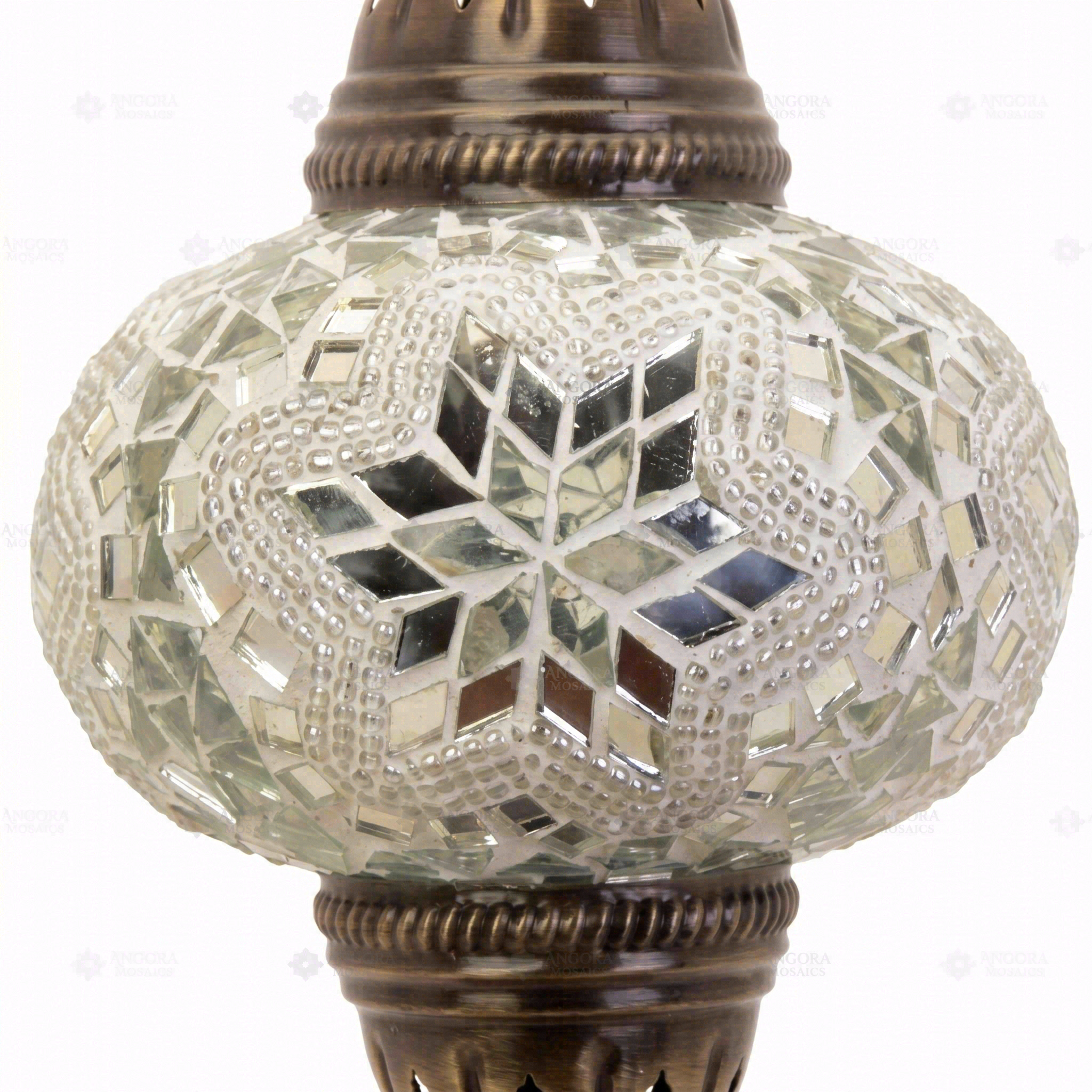 Close-up of White white glow mosaic glass globe pattern — table lamp (ENV MUN3015)
