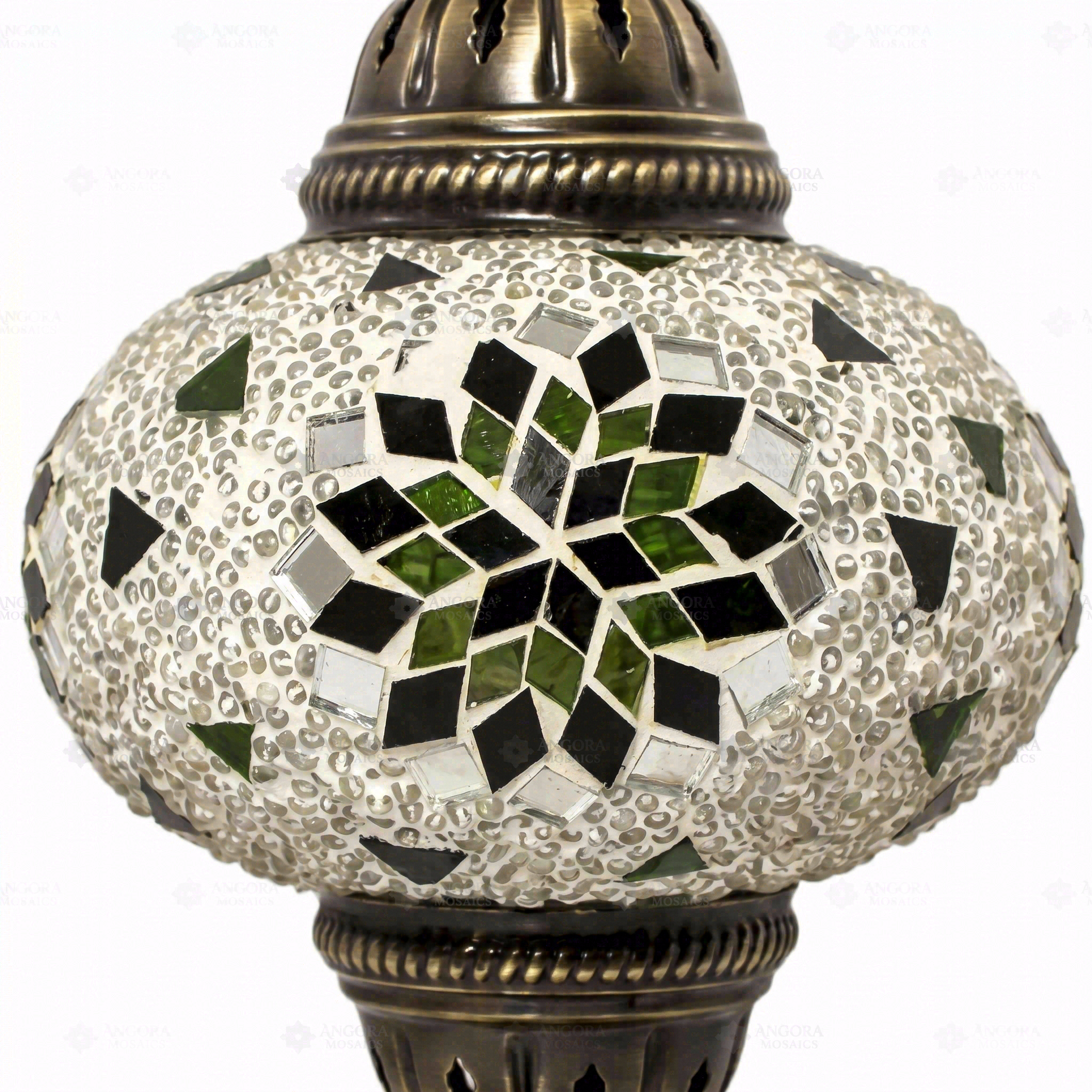 Close-up of Green green jewel mosaic glass globe pattern — table lamp (ENV MUN3055)