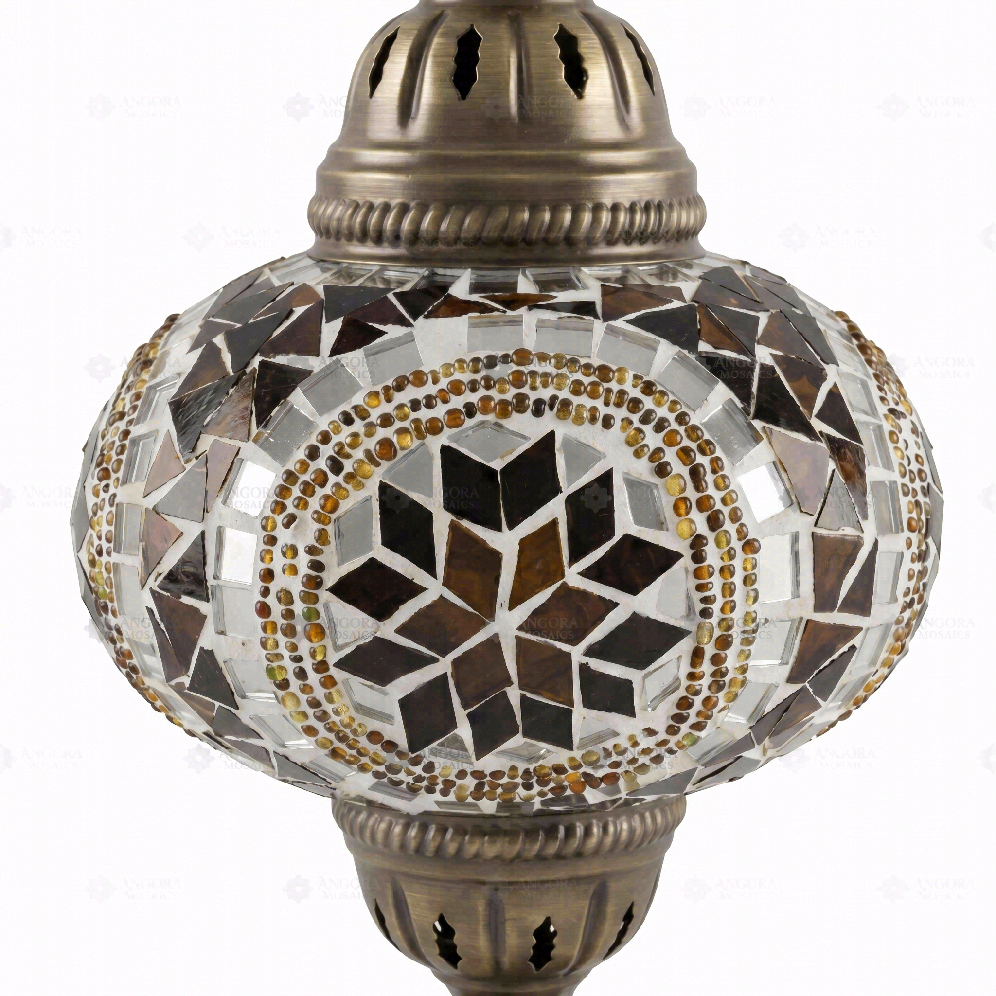 Close-up of Amber warm amber mosaic glass globe pattern — table lamp (ENV MUN3067)