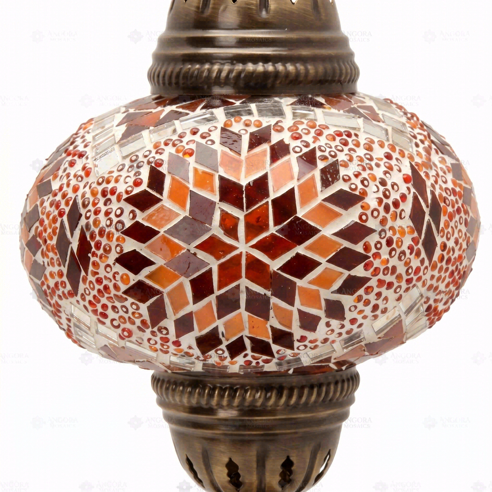 Close-up of Red ruby red mosaic glass globe pattern — table lamp (ENV MUN3090)