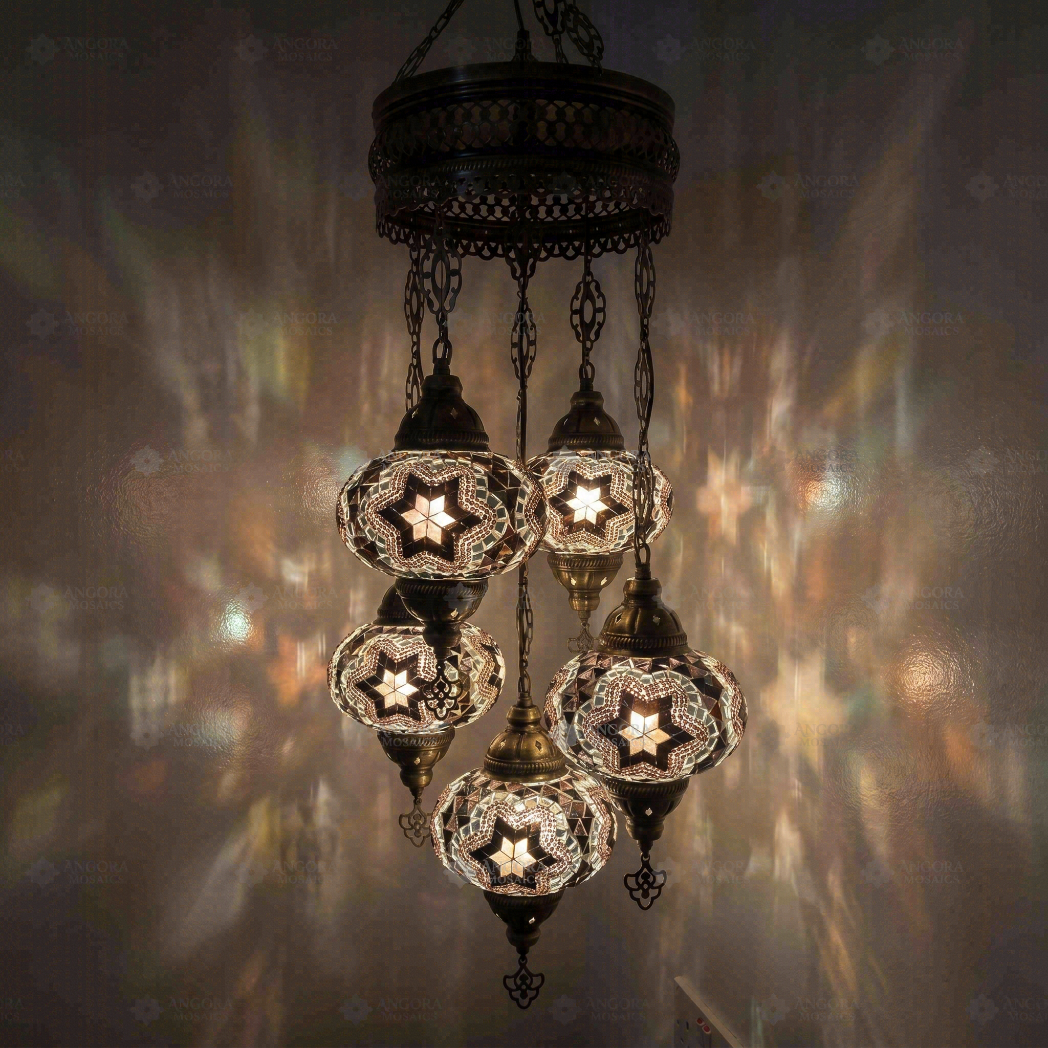 Clear Turkish mosaic chandelier illuminated, showing colorful light projection (ENV SLT5N3 (3019))