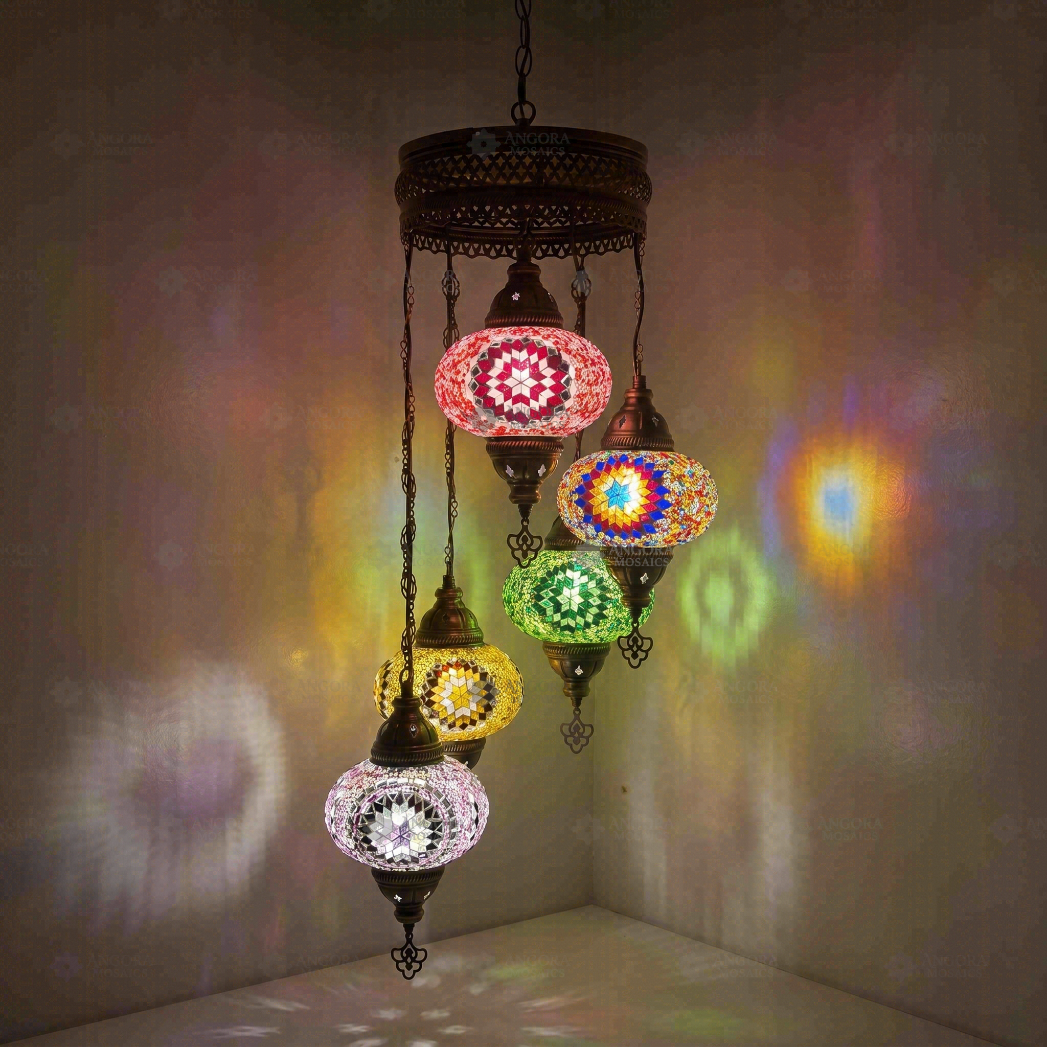 Multicolor Turkish mosaic chandelier illuminated, showing colorful light projection (HLZ5N3 (18-20-26-44-48))