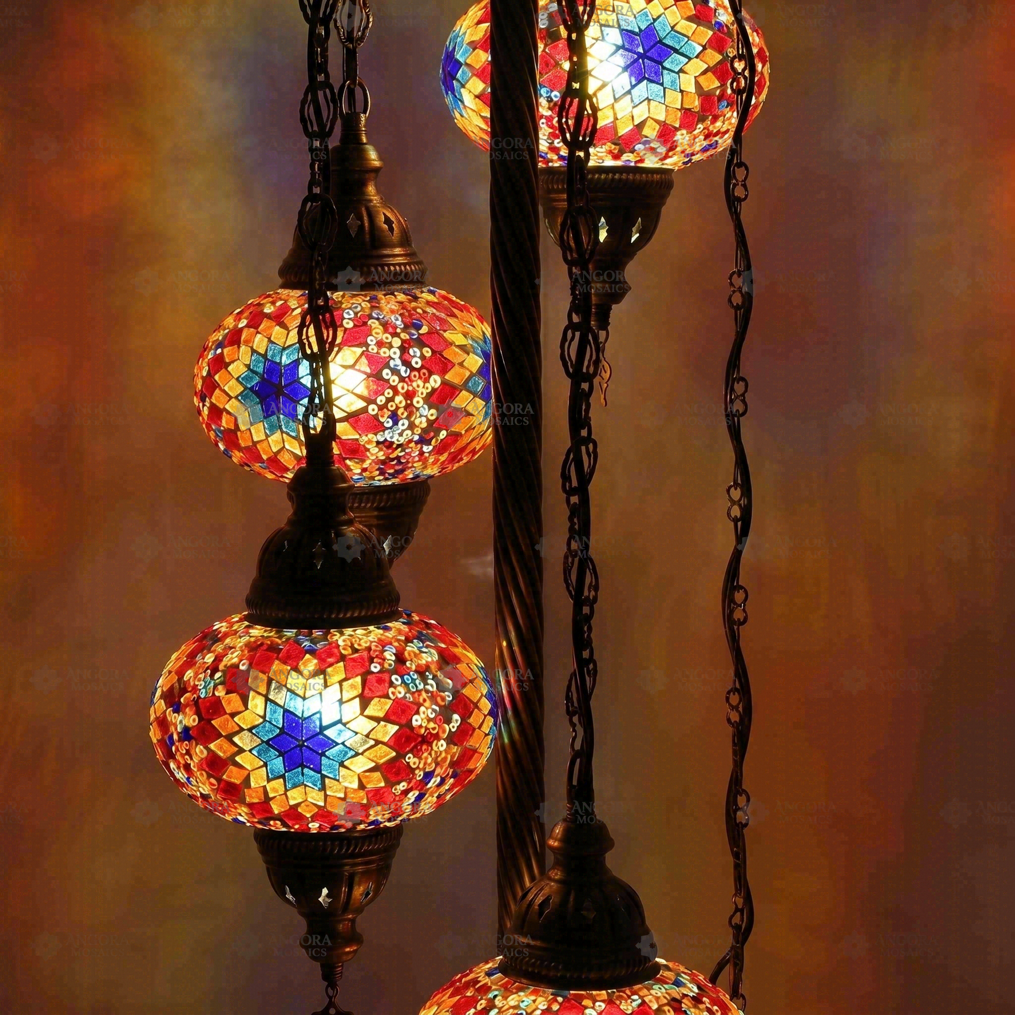 Lit close-up of mosaic glass globe — Multicolor floor lamp glowing (LMD5N3 (3018))