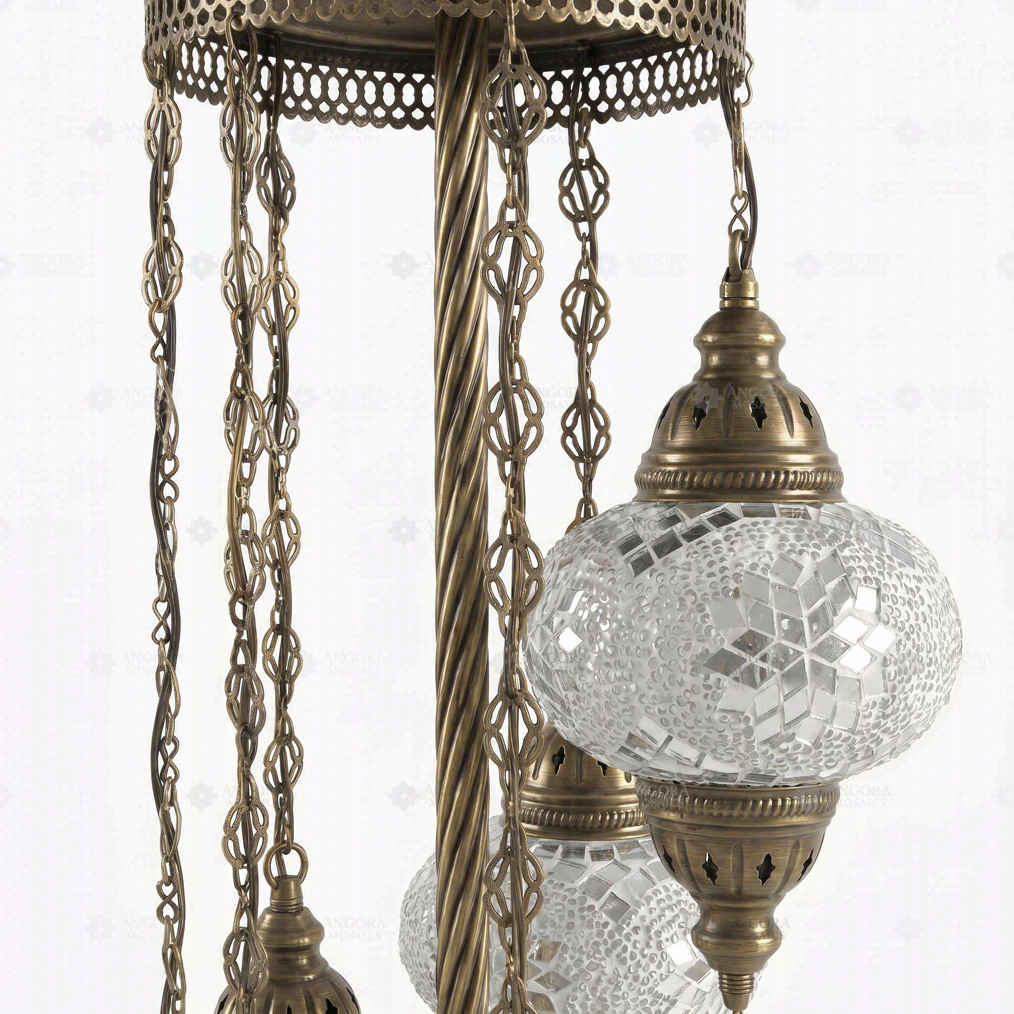 Close-up of White white glow mosaic glass globe pattern — floor lamp (LMD5N3 (3022))