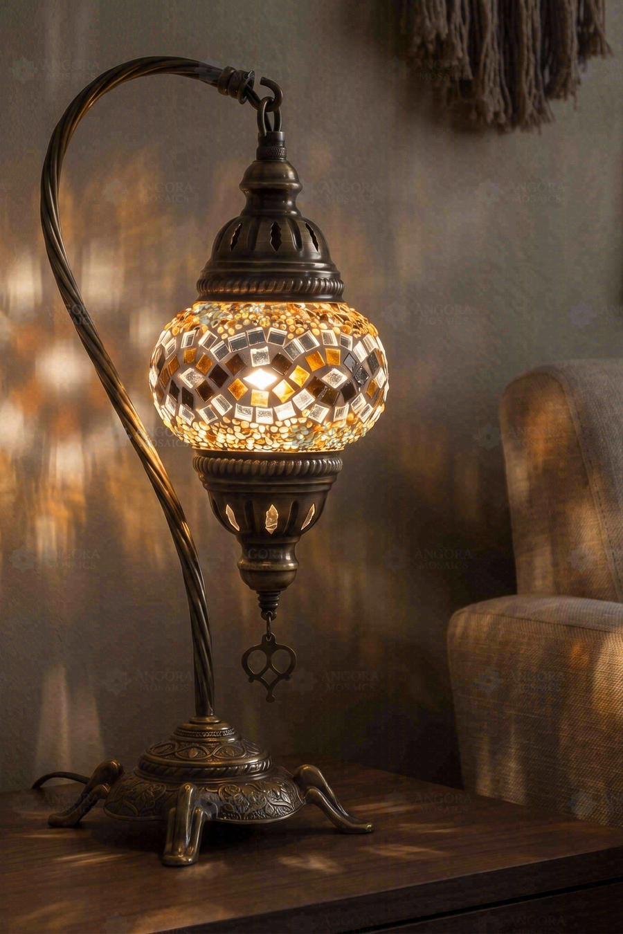 White Swan Neck Table Lamp