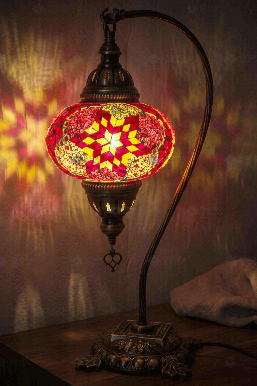 Pink Swan Neck Table Lamp