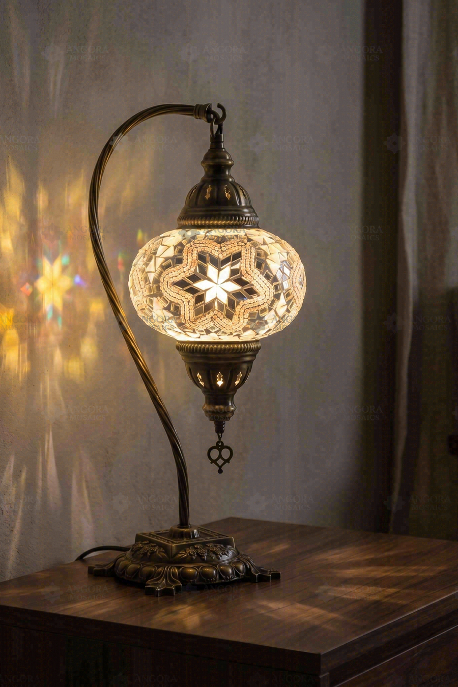 White Star Swan Neck Table Lamp