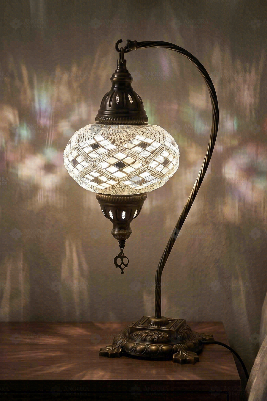 White Swan Neck Table Lamp