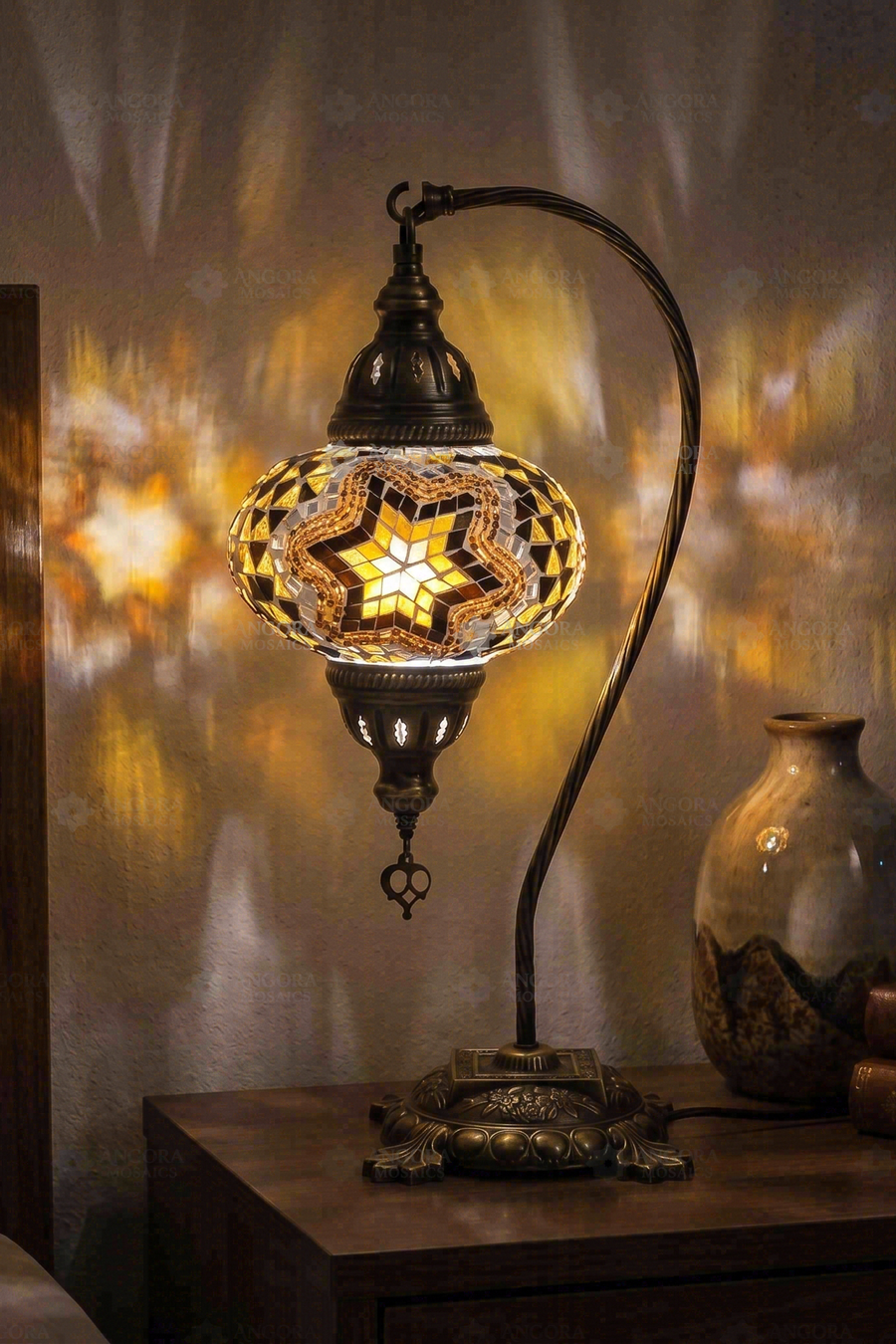 Amber Star Swan Neck Table Lamp