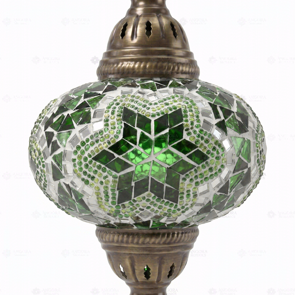 Emerald Green Pendant Lamp, close-up of the mosaic glass