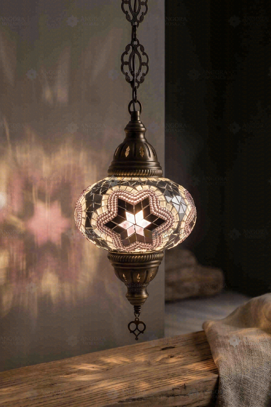 Pink Star Pendant Lamp