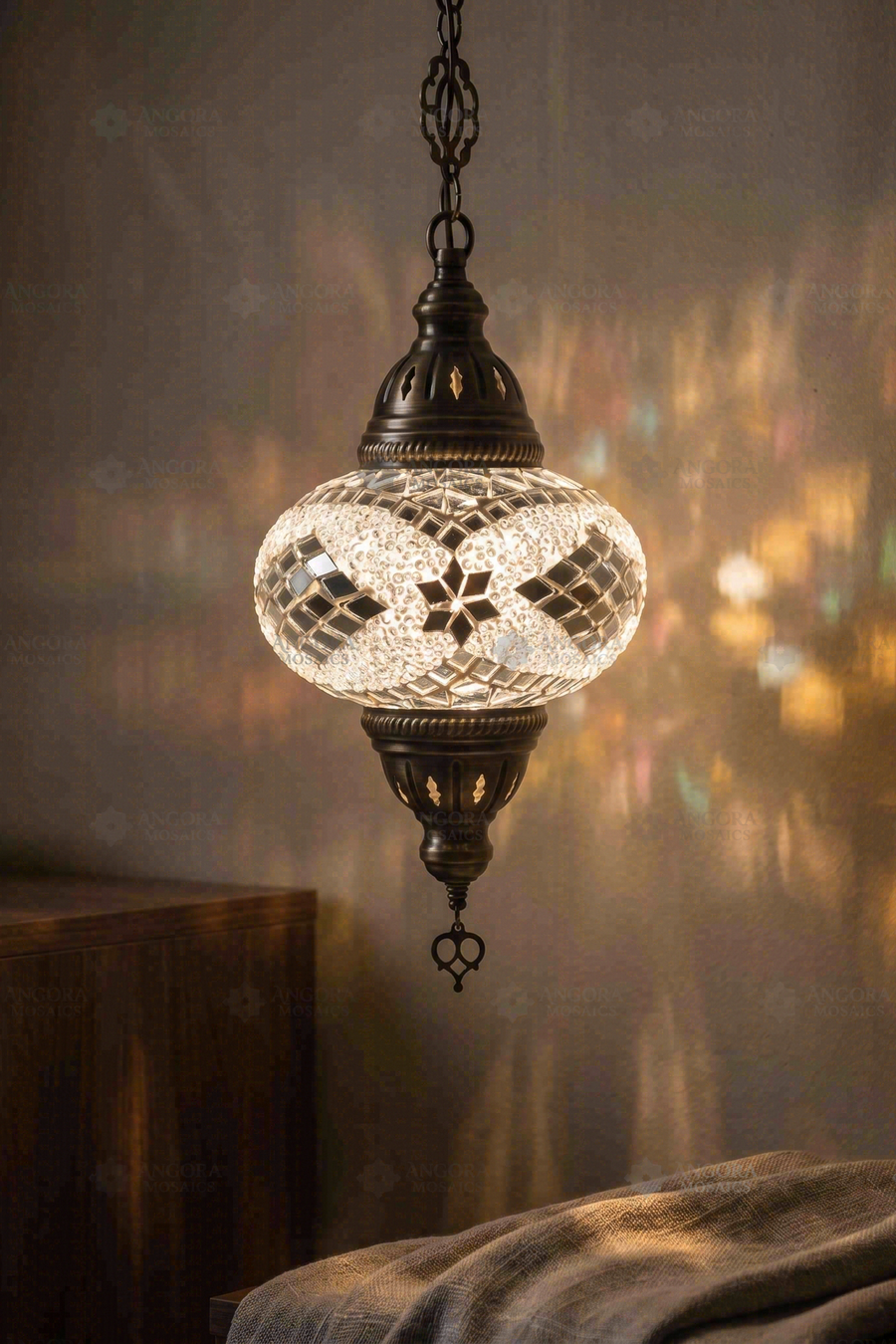 White Mirrored Pendant Lamp