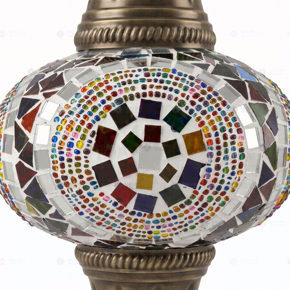 Multicolor Pendant Lamp, close-up of the mosaic glass