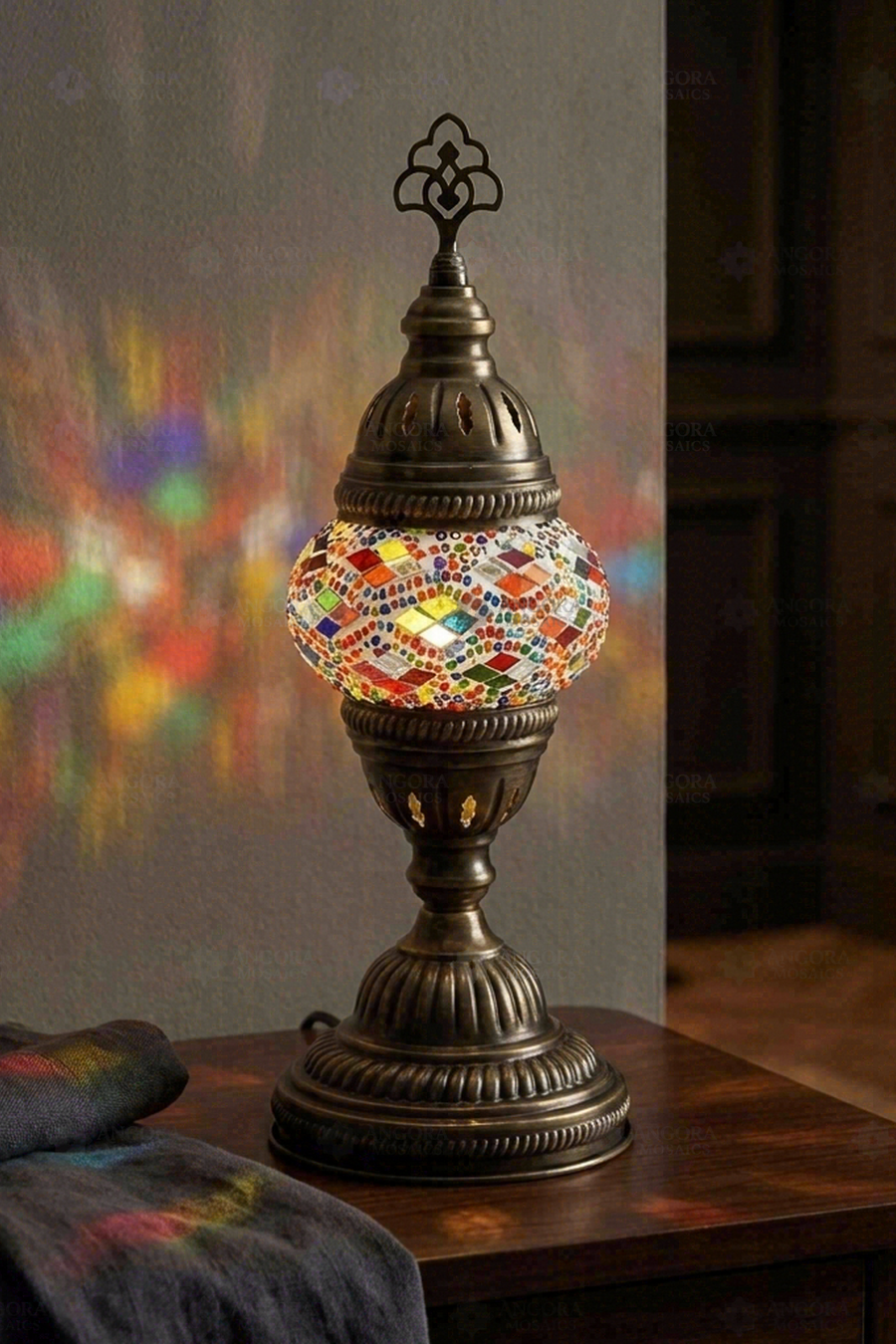 Multicolor Classic Table Lamp