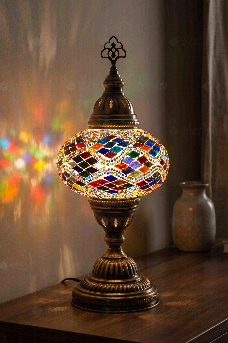 Multicolor Classic Table Lamp