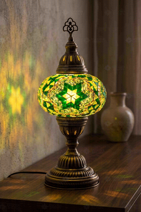 Green Classic Table Lamp