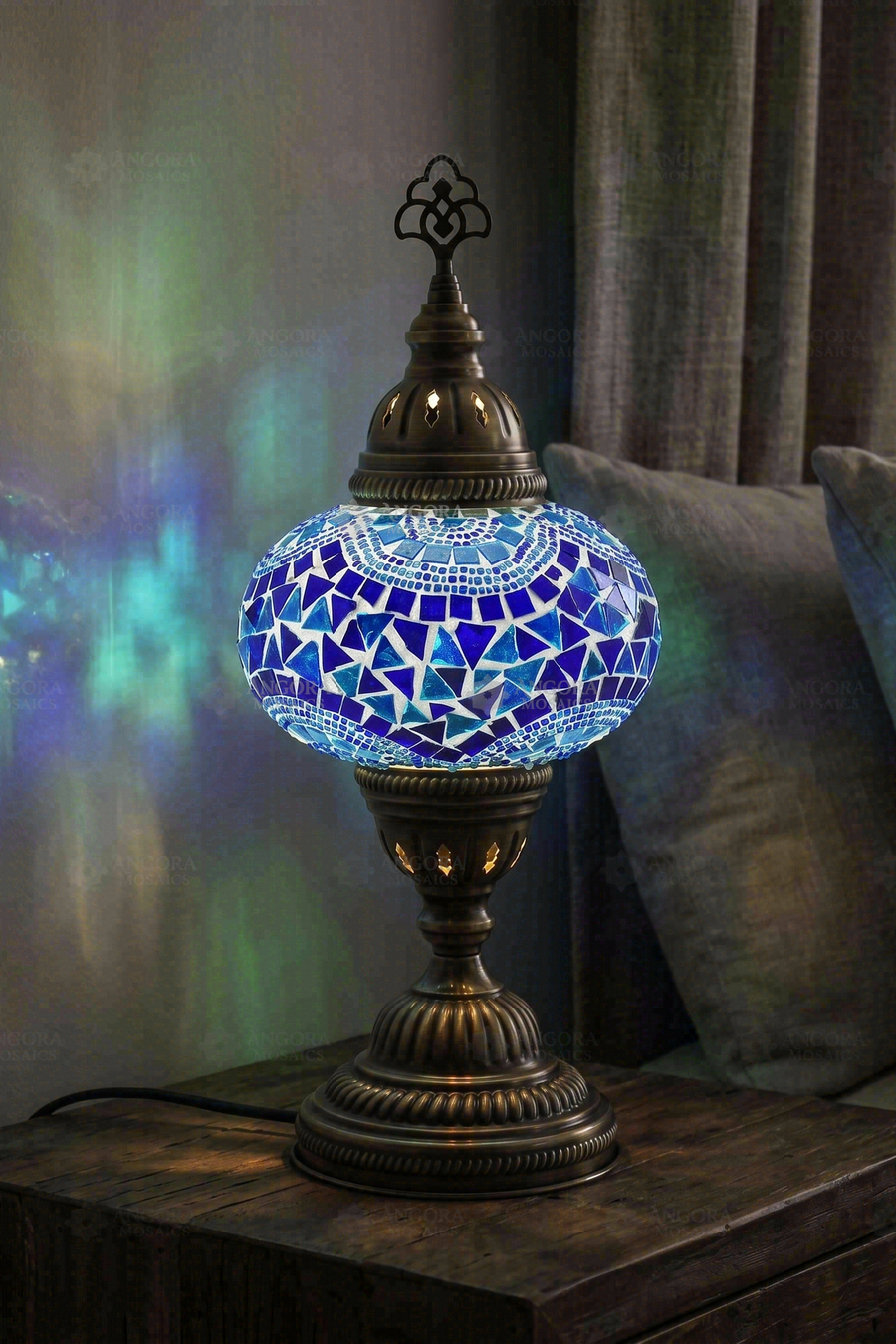 Blue Classic Table Lamp
