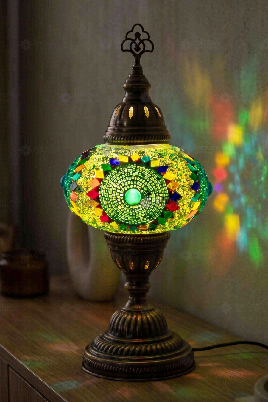 Green Classic Table Lamp