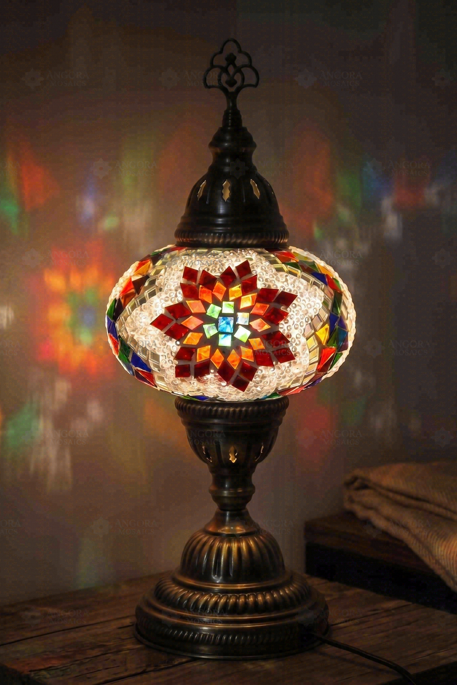 Multicolor Classic Table Lamp