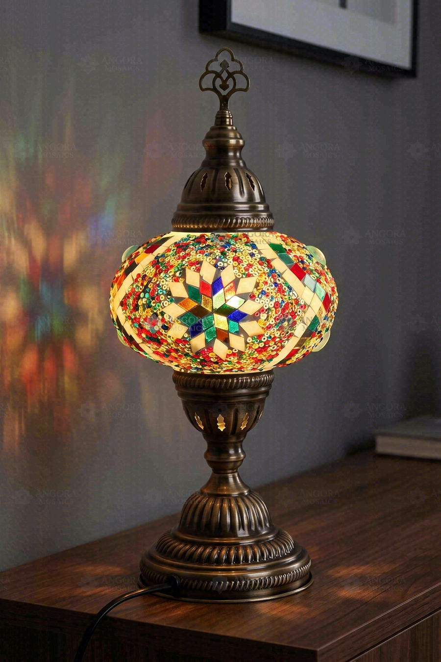Multicolor Classic Table Lamp