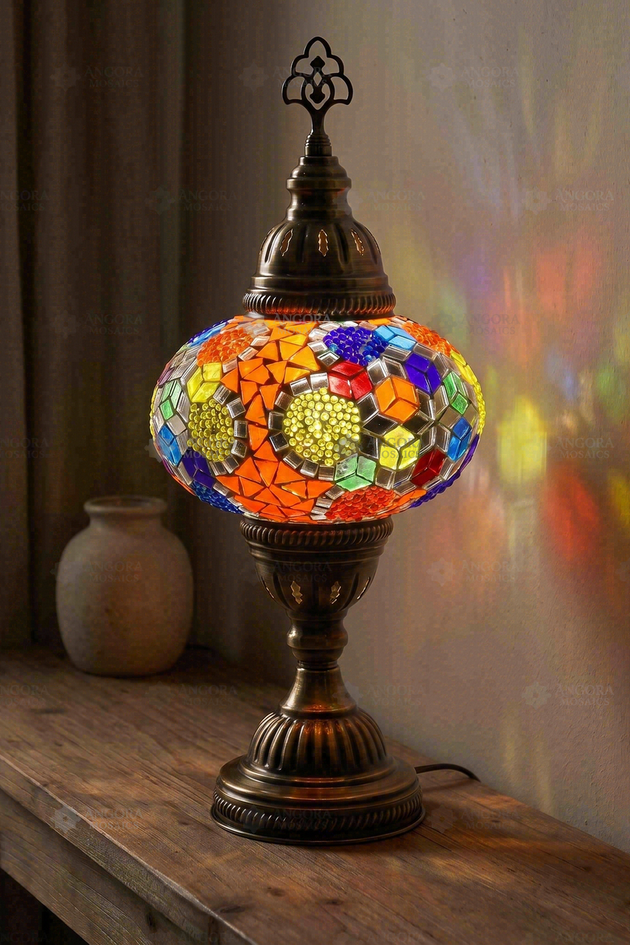 Multicolor Classic Table Lamp