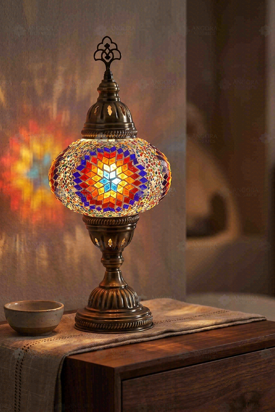 Multicolor Classic Table Lamp