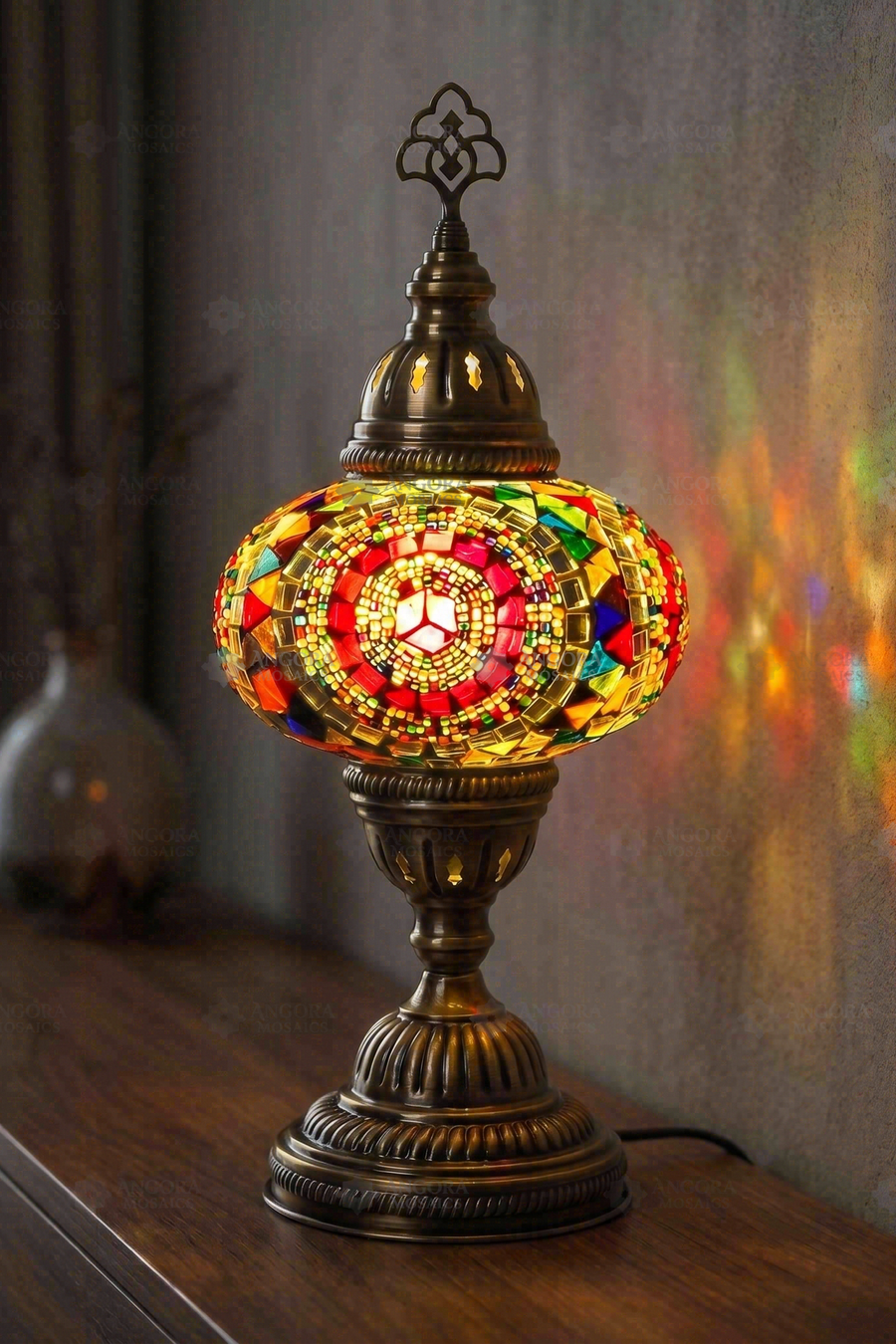 Multicolor Classic Table Lamp