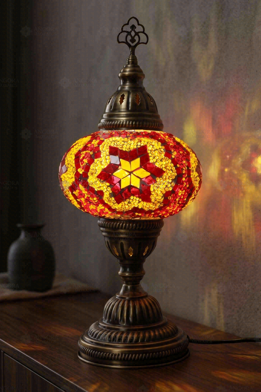 Red Classic Table Lamp