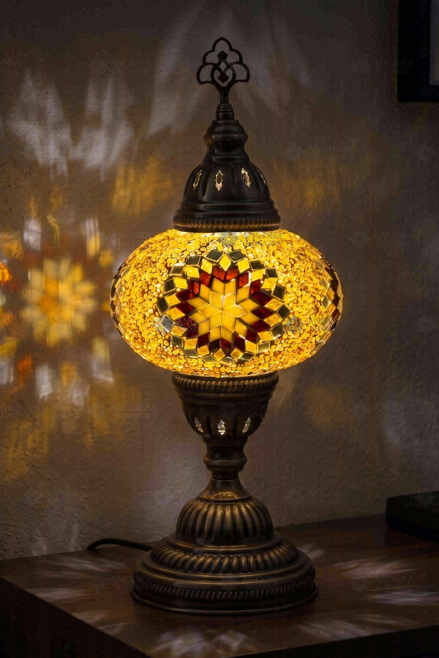 Amber Classic Table Lamp