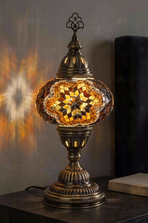 Amber Star Classic Table Lamp