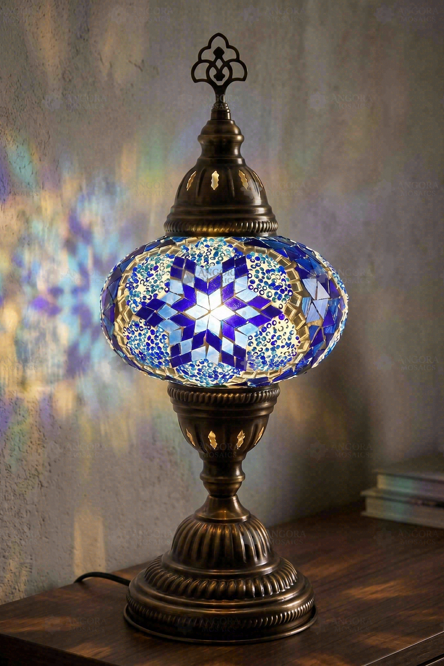 Blue Classic Table Lamp