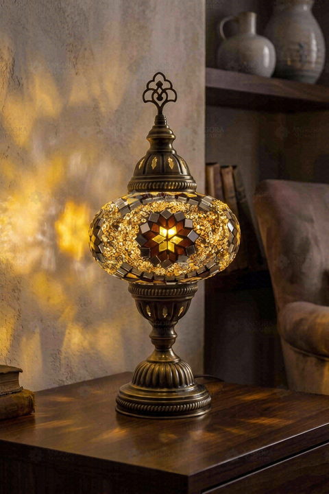 Amber Star Classic Table Lamp