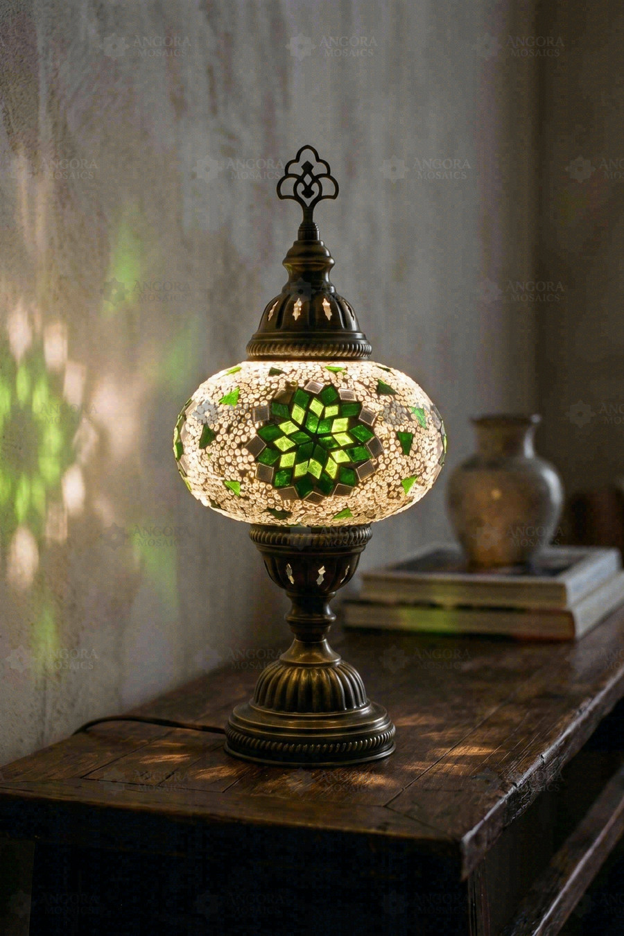 Green Classic Table Lamp