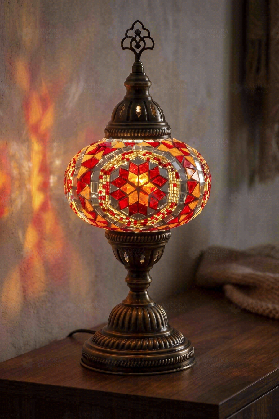 Red Classic Table Lamp