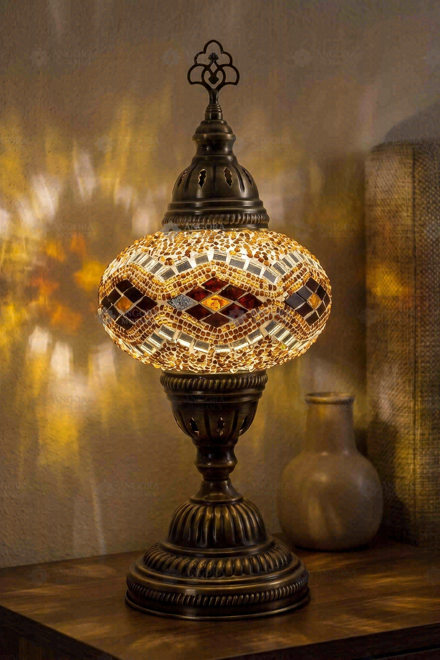 Amber Classic Table Lamp