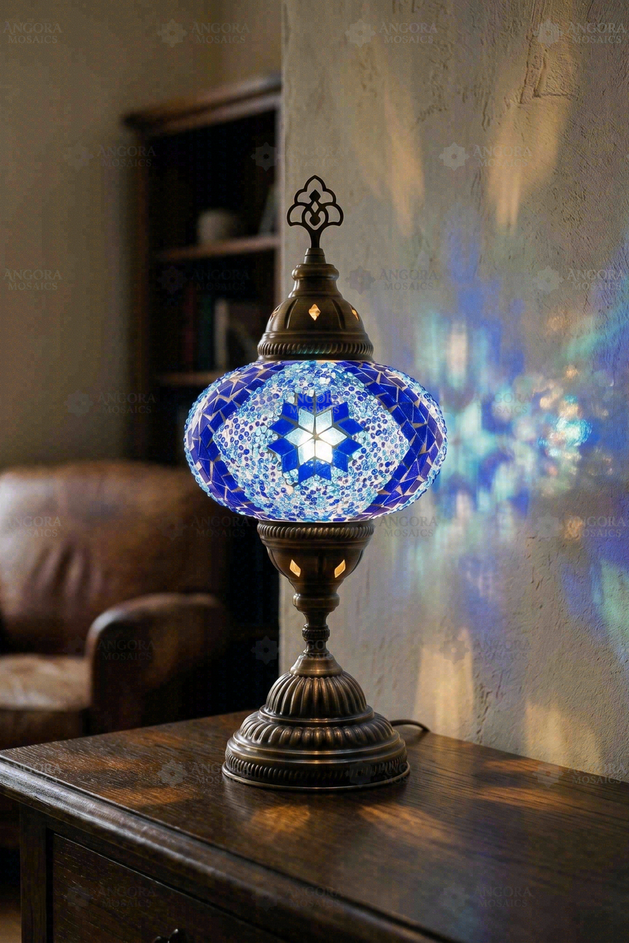 Blue Classic Table Lamp