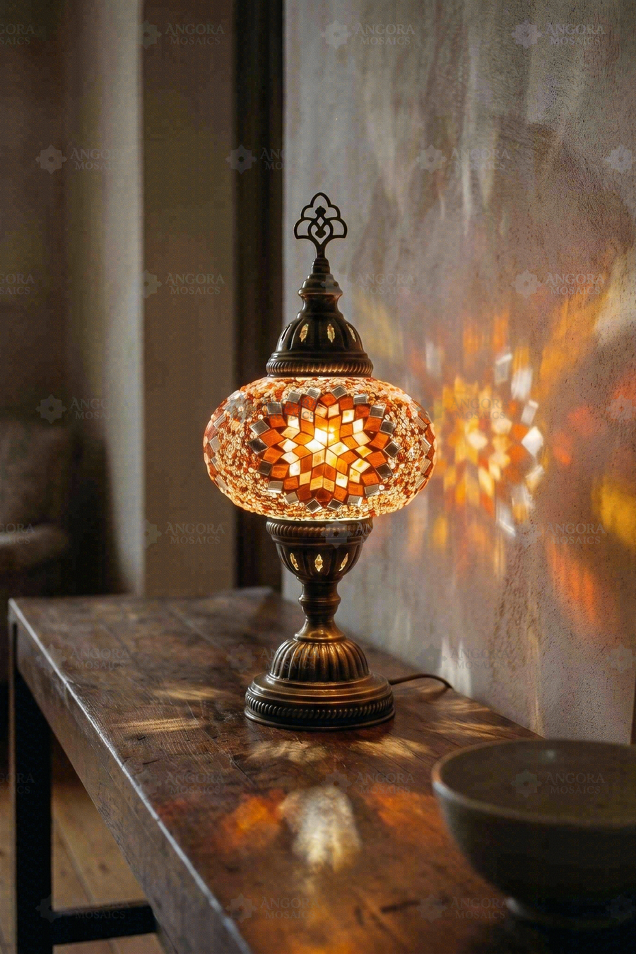 Amber Classic Table Lamp