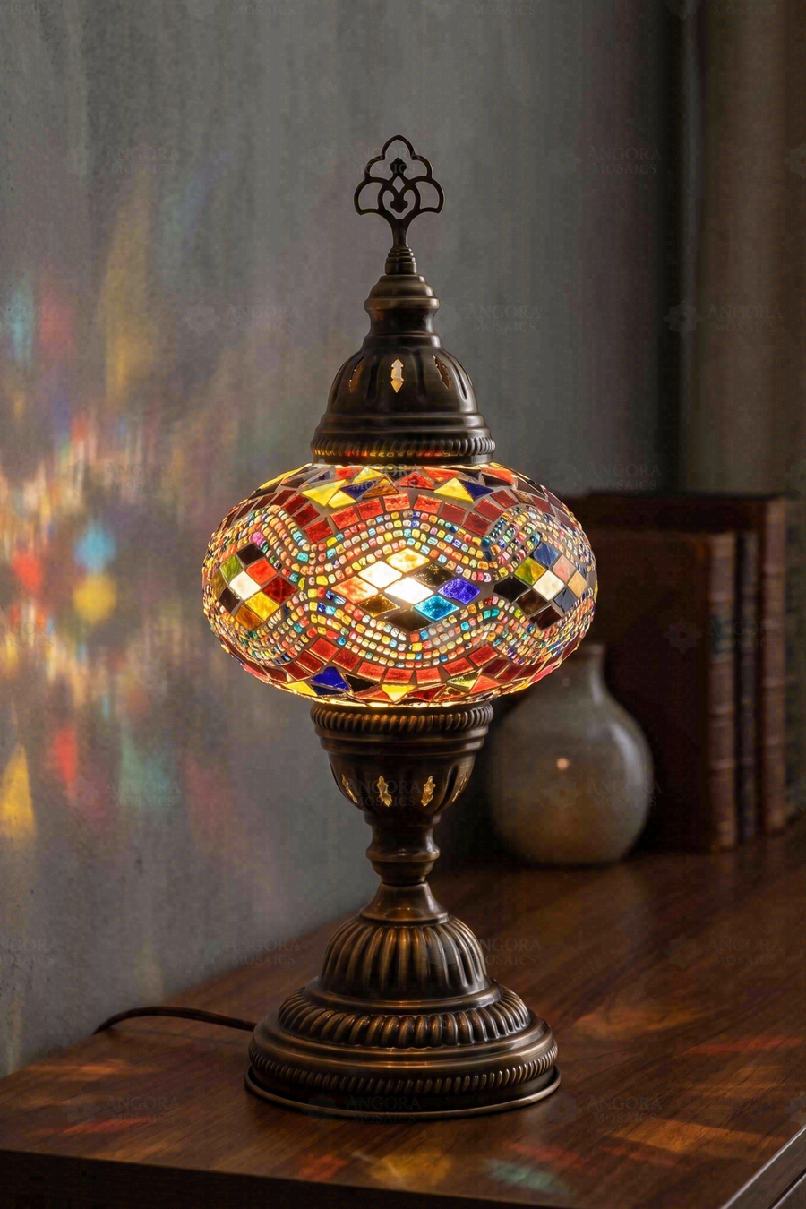 Multicolor Classic Table Lamp