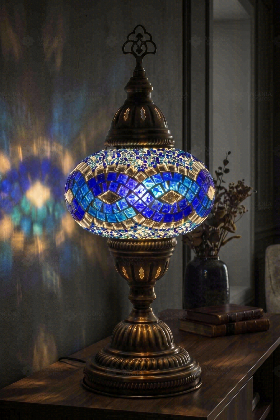 Blue Classic Table Lamp